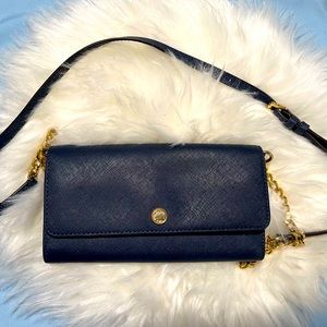 Michael khors cross body bag